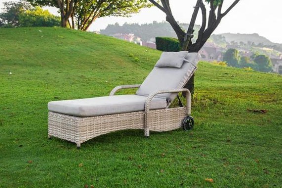 Maximieren Sie Ihren Außenbereich: Tipps zur Auswahl des richtigen Terrassen-Lounge-Sets