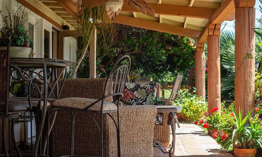 Erleben Sie Komfort und Eleganz mit Rattan-Gartenmöbeln