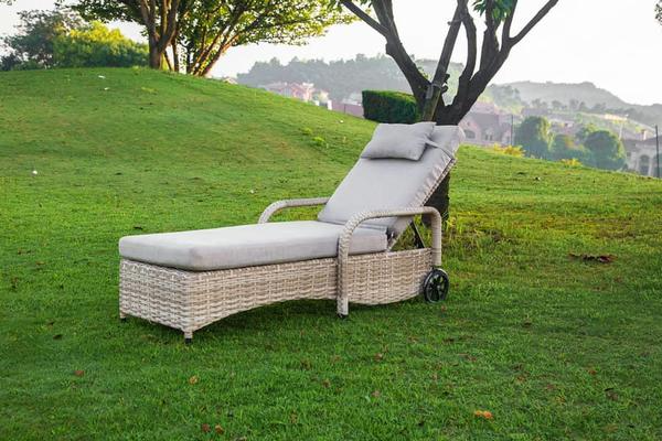 Was ist das Hauptmaterial der Lounge? Was sind die Merkmale?